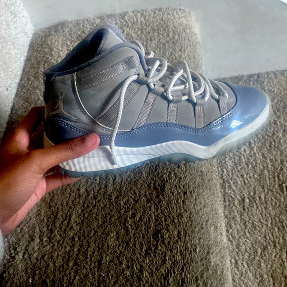 cool grey 11